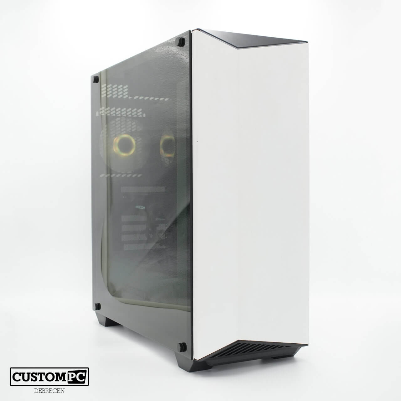 Intel Core i9-9900K, 16GB DDR4, RTX 2070 8GB